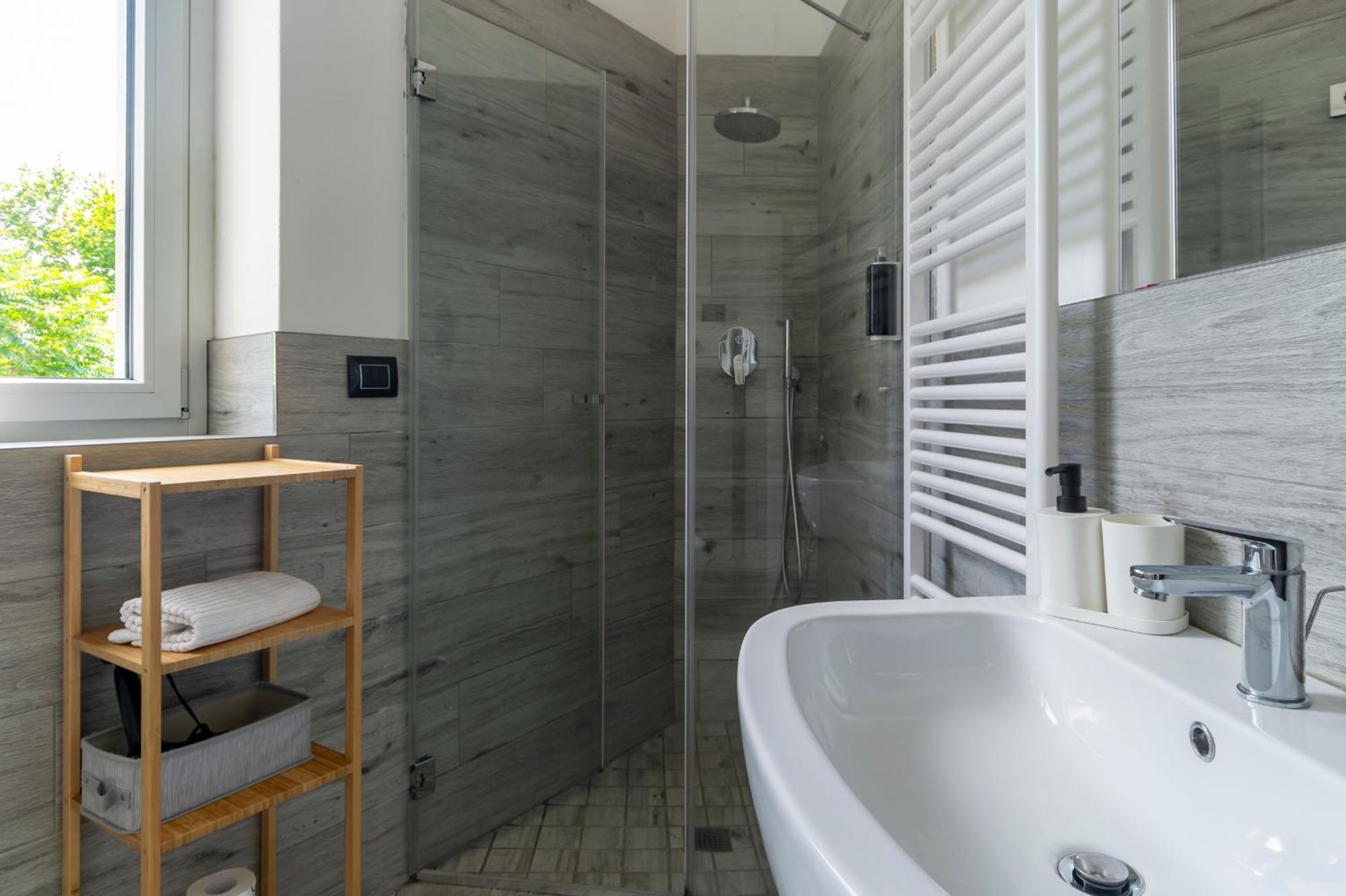 Aprica16 Loft House Milano Apartment ภายนอก รูปภาพ